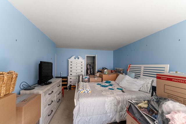 6833 N Kedzie Avenue A1511, Chicago, IL 60645