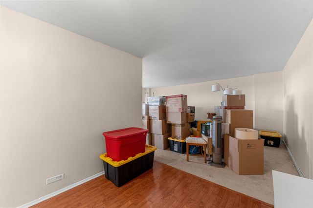 6833 N Kedzie Avenue A1511, Chicago, IL 60645