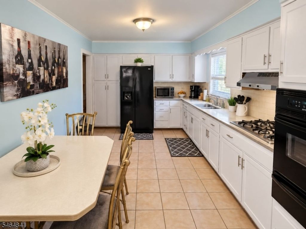 79 Chester Ave, Irvington Twp., NJ 07111 — photo 4