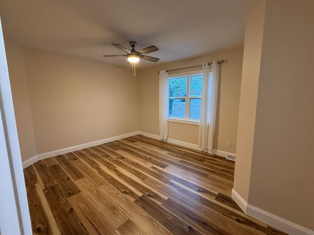 18 Ash Drive, Nancy, KY 42544