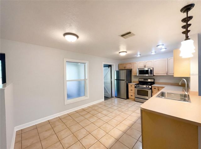 2037 RECKER HIGHWAY, Winter Haven, FL 33880