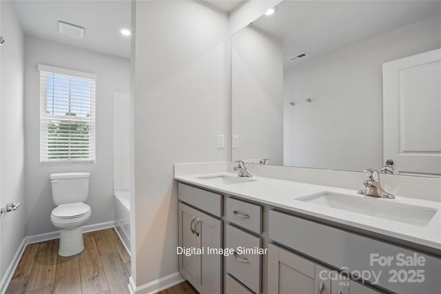 1217 Vibrant Road, Charlotte, NC 28215