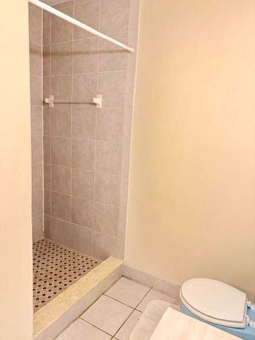 5300 WASHINGTON Street W515, Hollywood, FL 33021