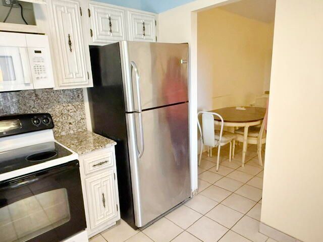 5300 WASHINGTON Street W515, Hollywood, FL 33021
