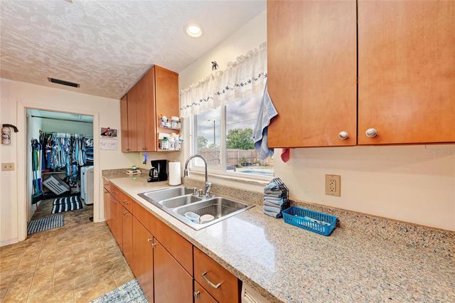 3810 18TH AVENUE W, Bradenton, FL 34205