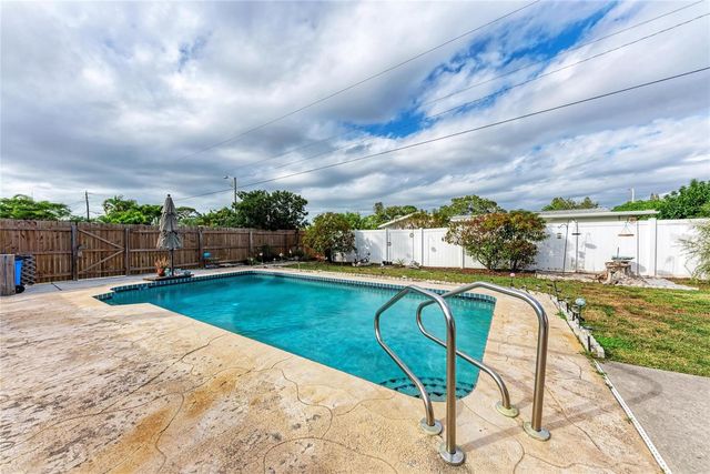 3810 18TH AVENUE W, Bradenton, FL 34205