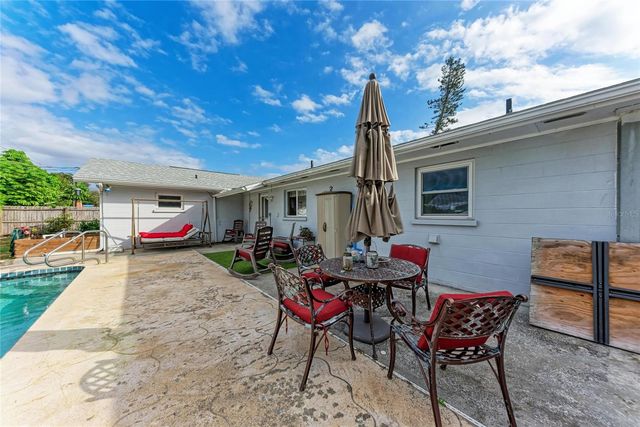 3810 18TH AVENUE W, Bradenton, FL 34205