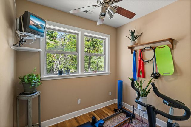 2809 Dead Indian Memorial Road, Ashland, OR 97520