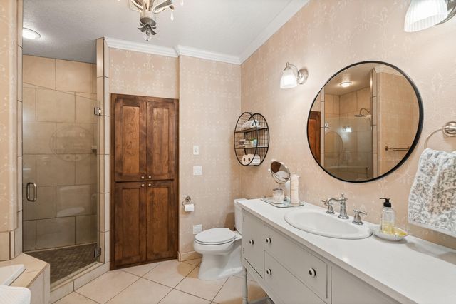 2809 Dead Indian Memorial Road, Ashland, OR 97520