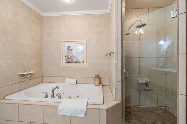 2809 Dead Indian Memorial Road, Ashland, OR 97520