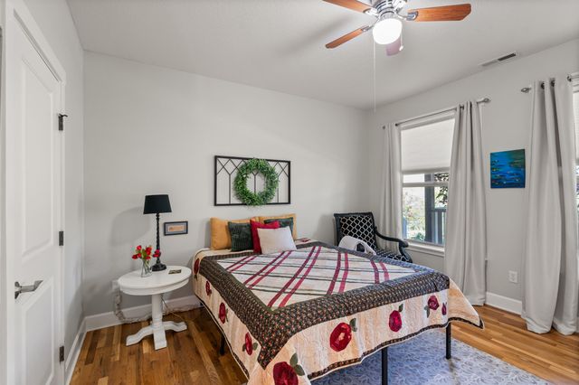 2809 Dead Indian Memorial Road, Ashland, OR 97520