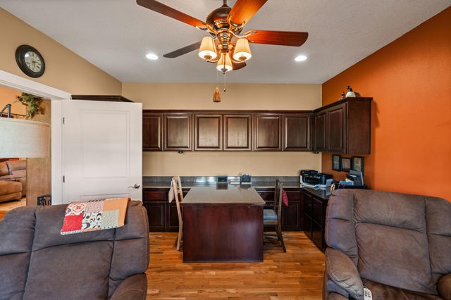 2809 Dead Indian Memorial Road, Ashland, OR 97520