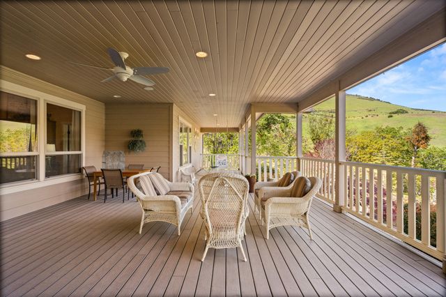 2809 Dead Indian Memorial Road, Ashland, OR 97520