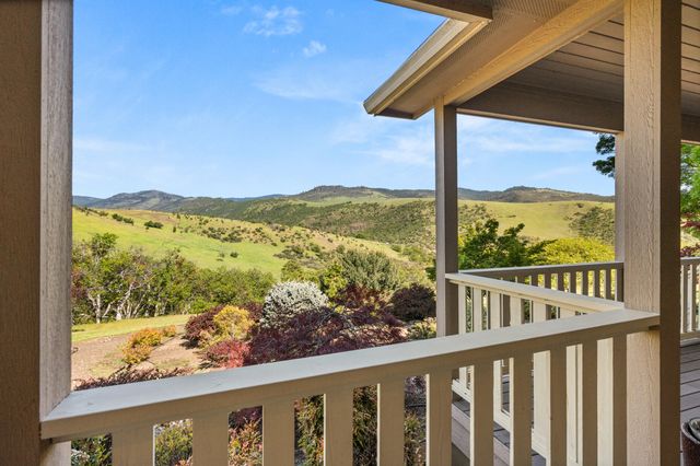 2809 Dead Indian Memorial Road, Ashland, OR 97520