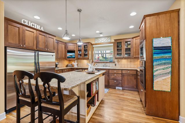 2809 Dead Indian Memorial Road, Ashland, OR 97520