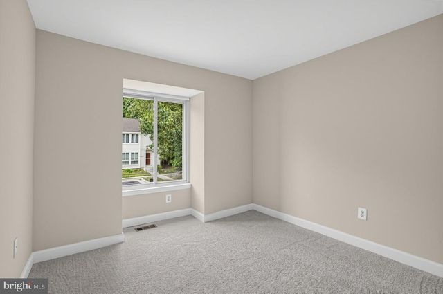 8713 RIDGE HOLLOW CT, Springfield, VA 22152