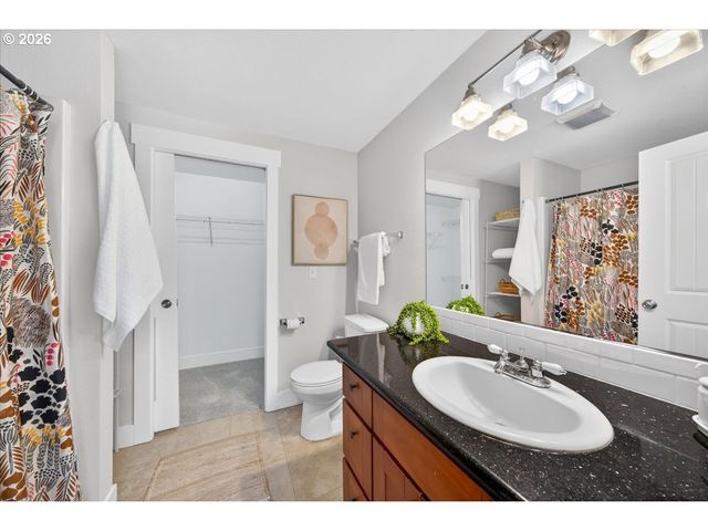 10239 N CENTRAL St, Portland, OR 97203