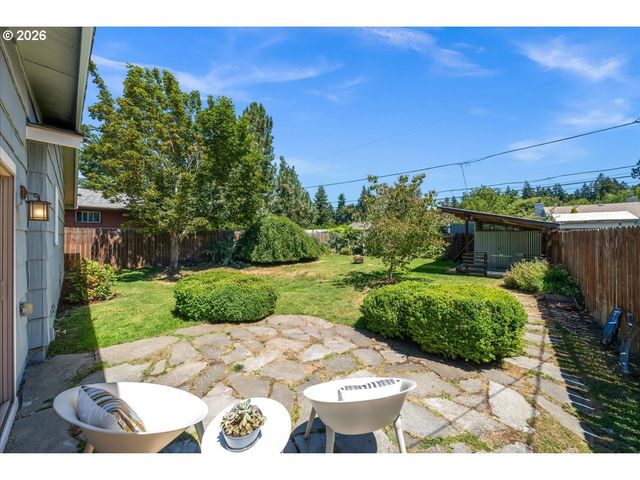10239 N CENTRAL St, Portland, OR 97203