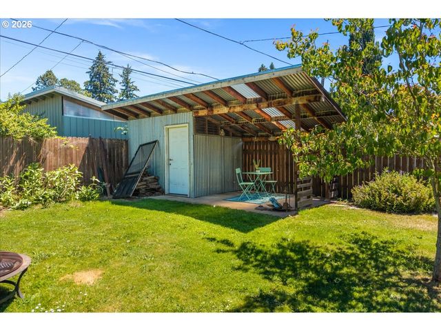 10239 N CENTRAL St, Portland, OR 97203
