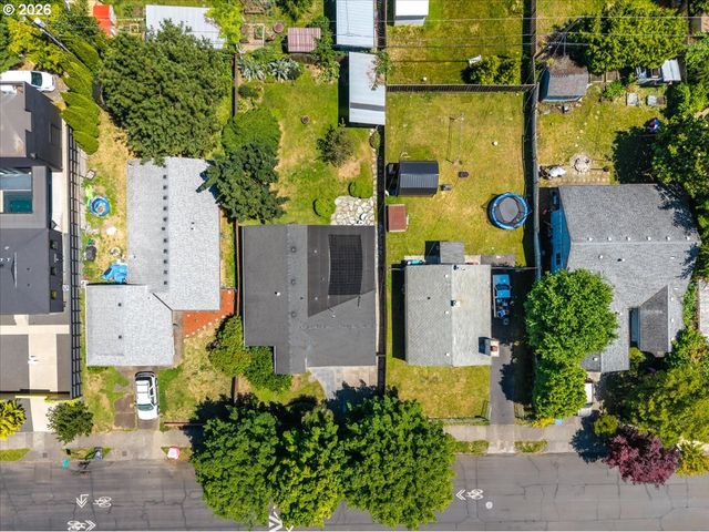 10239 N CENTRAL St, Portland, OR 97203