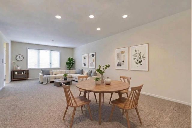 351 Town Place Circle 503, Buffalo Grove, IL 60089