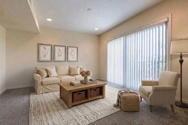 351 Town Place Circle 503, Buffalo Grove, IL 60089