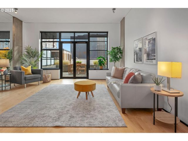 420 Nw 11TH Ave 503, Portland, OR 97209