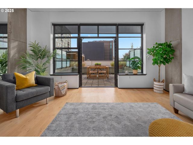 420 Nw 11TH Ave 503, Portland, OR 97209