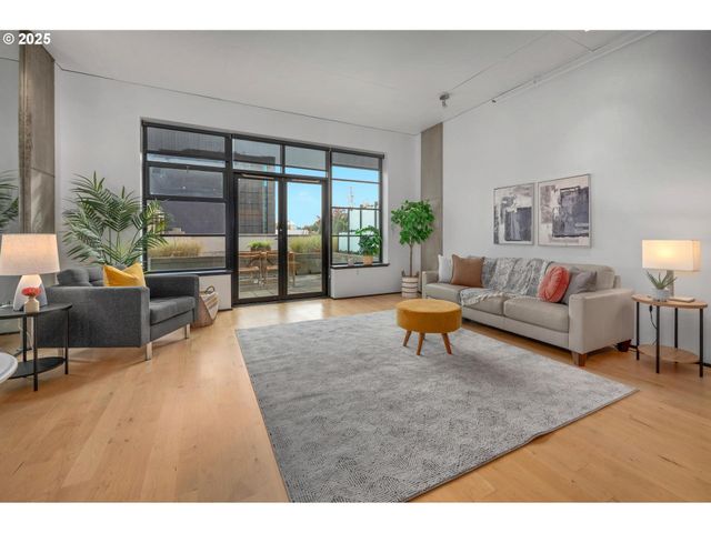 420 Nw 11TH Ave 503, Portland, OR 97209