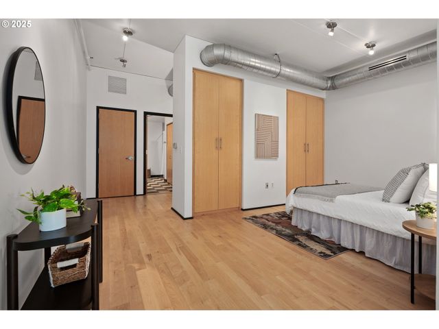 420 Nw 11TH Ave 503, Portland, OR 97209