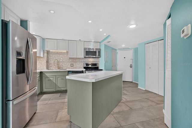 935 N HALIFAX AVENUE 406, Daytona Beach, FL 32118
