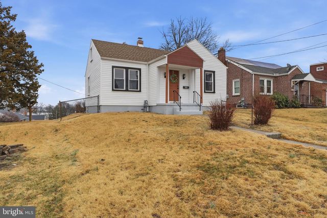 993 N QUEEN ST, York, PA 17404