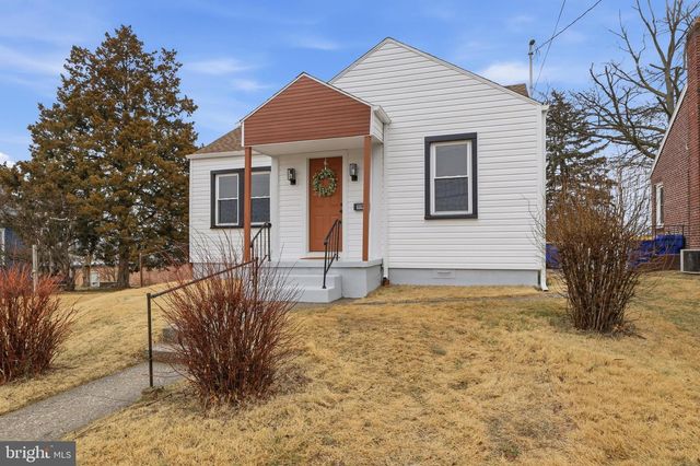 993 N QUEEN ST, York, PA 17404