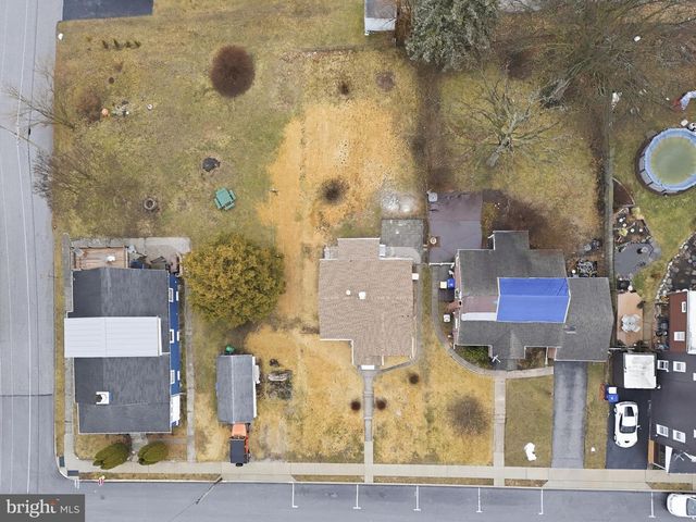 993 N QUEEN ST, York, PA 17404