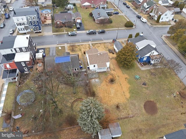 993 N QUEEN ST, York, PA 17404