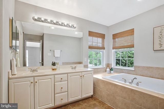 308 ARLINGTON CT, Severn, MD 21144