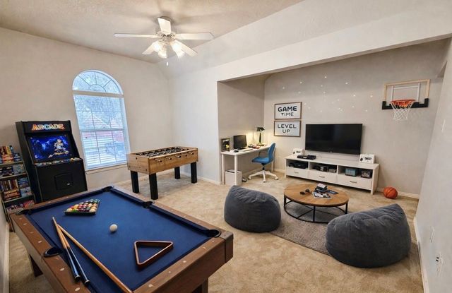 12711 Sweet Birch Lane, Houston, TX 77041