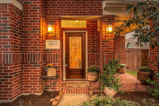 12711 Sweet Birch Lane, Houston, TX 77041