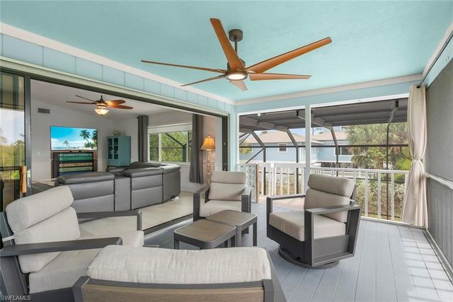 589 Rabbit RD, Sanibel, FL 33957
