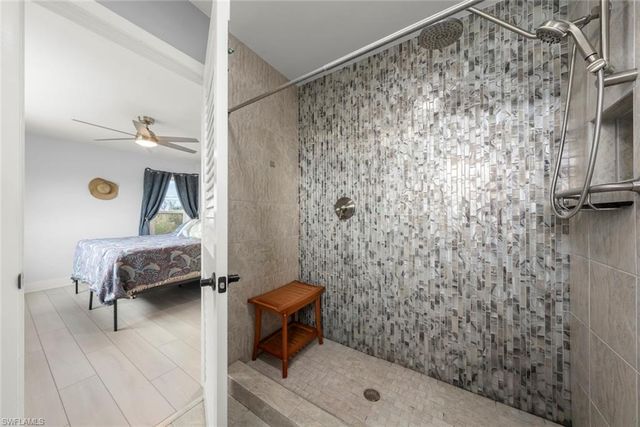 589 Rabbit RD, Sanibel, FL 33957