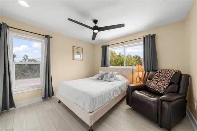 589 Rabbit RD, Sanibel, FL 33957