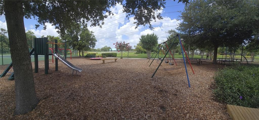Image 70 of property listing at 651 OAK HOLLOW WAY, Altamonte Springs, FL 32714