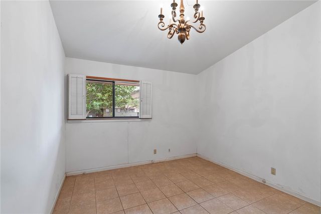 518 Dolphin Pl, Corpus Christi, TX 78411