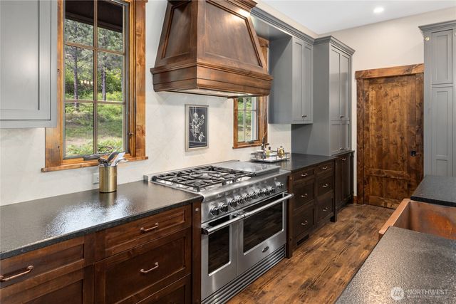 3000 Jenkins Drive, Cle Elum, WA 98922