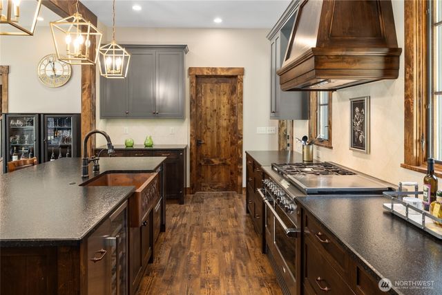 3000 Jenkins Drive, Cle Elum, WA 98922