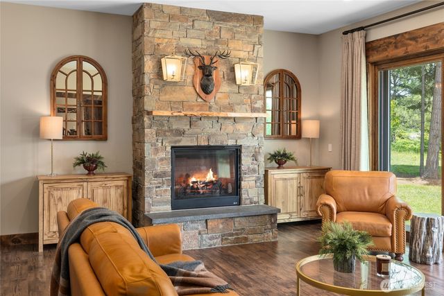 3000 Jenkins Drive, Cle Elum, WA 98922