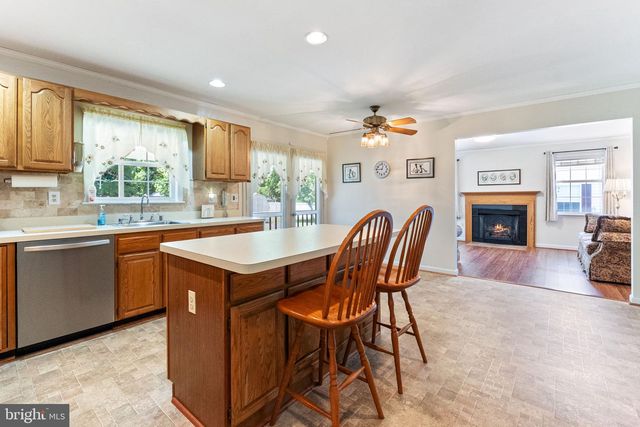 12132 DOUBLE TREE LN, Lusby, MD 20657
