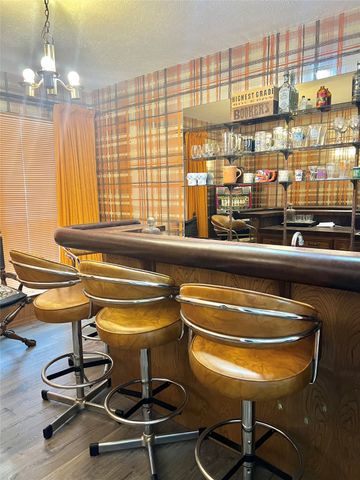 1504 Skyview Drive, Irving, TX 75060