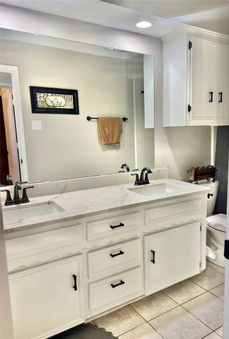 1504 Skyview Drive, Irving, TX 75060