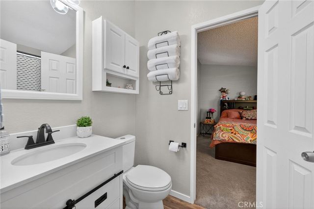 1536 S State Street, Hemet, CA 92543